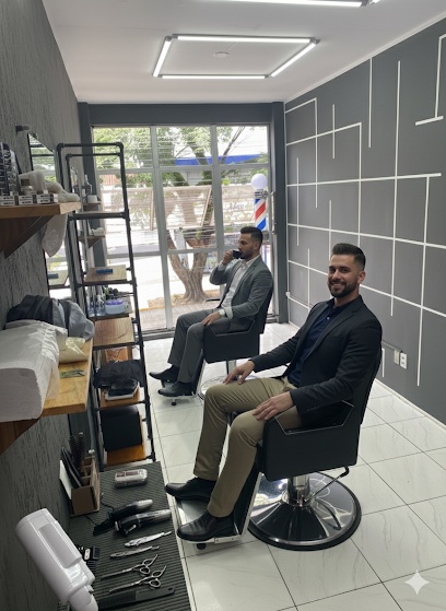 Barbearia Caxias - Marcio Prado