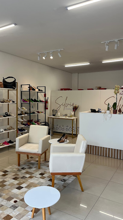 Silvia Calçados, Bolsas e Acessórios Femininos